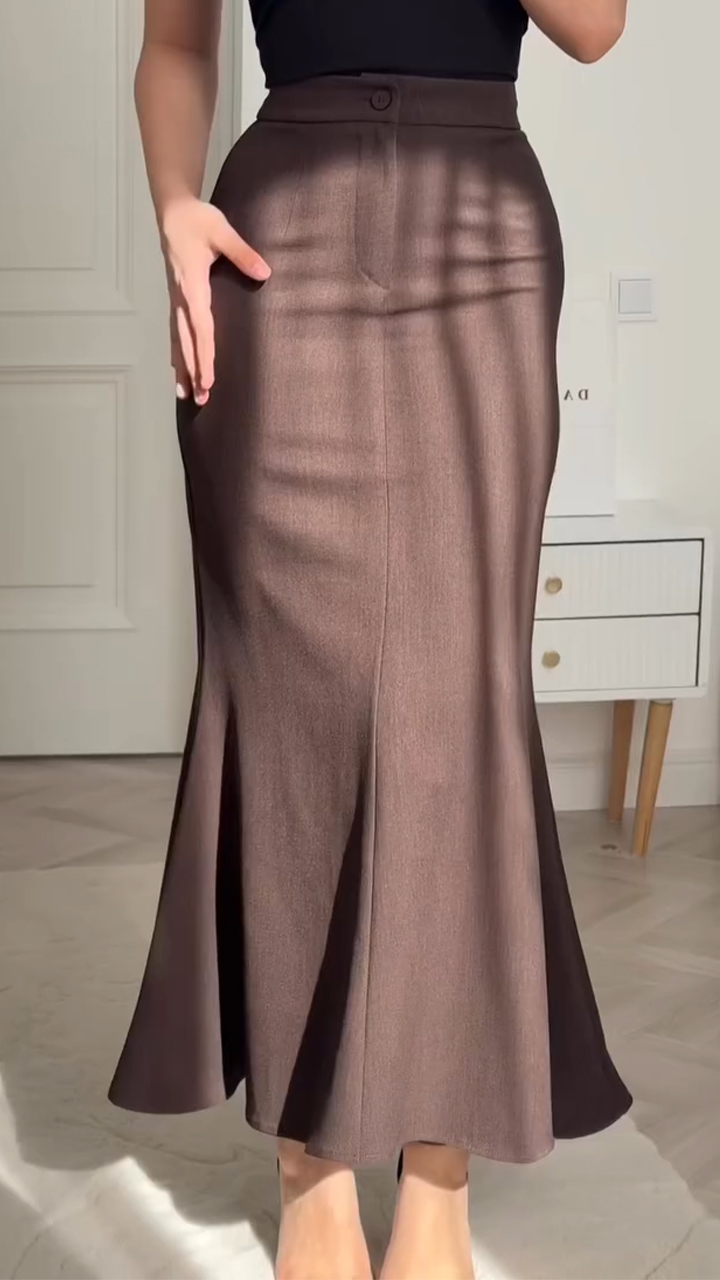 Ladies Solid Color Temperament Casual Skirt