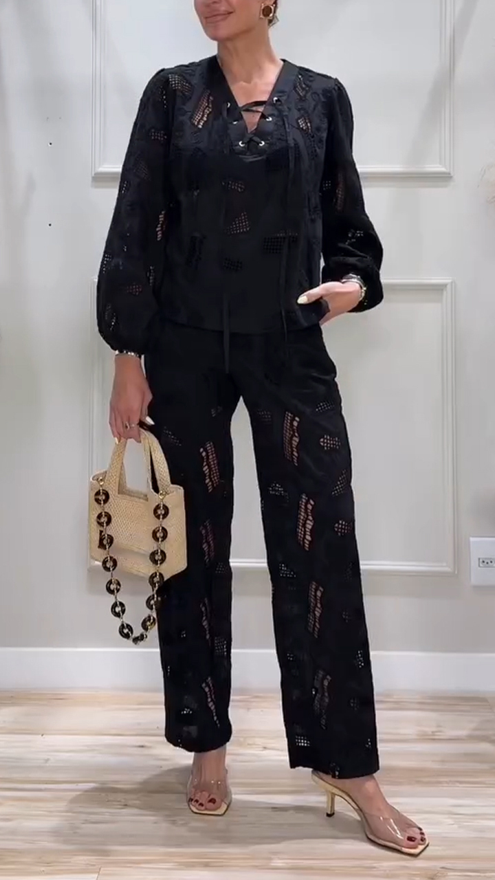 Women V-neck Printed Hollow Casual Suit