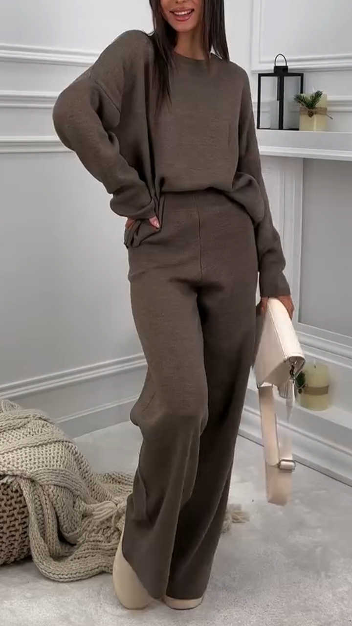 Women Round Neck Solid Color Casual Suit