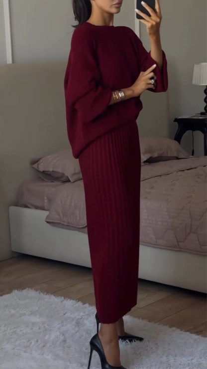 Women Round Neck Knitted Solid Color Casual Suit