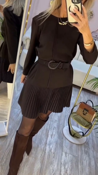 Women Round Neck Splicing Pleated Solid Color Casual Dress