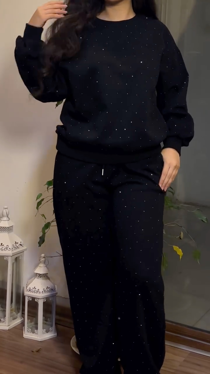 Women's Round Neck Rhinestone Fashion Casual Suit