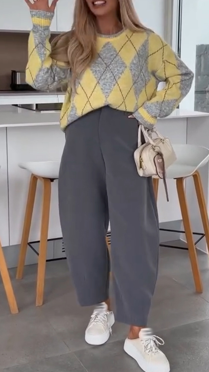 Women Round Neck Plaid Sweater + Pants Casual Suit