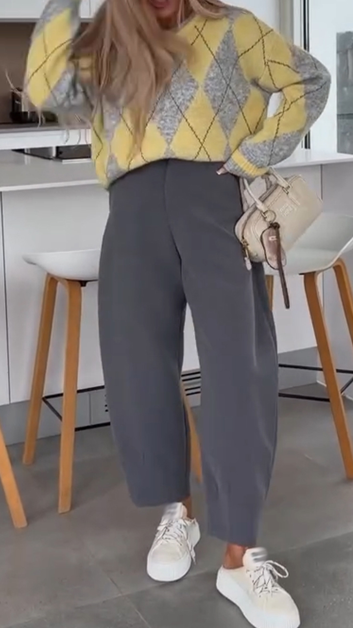 Women Round Neck Plaid Sweater + Pants Casual Suit