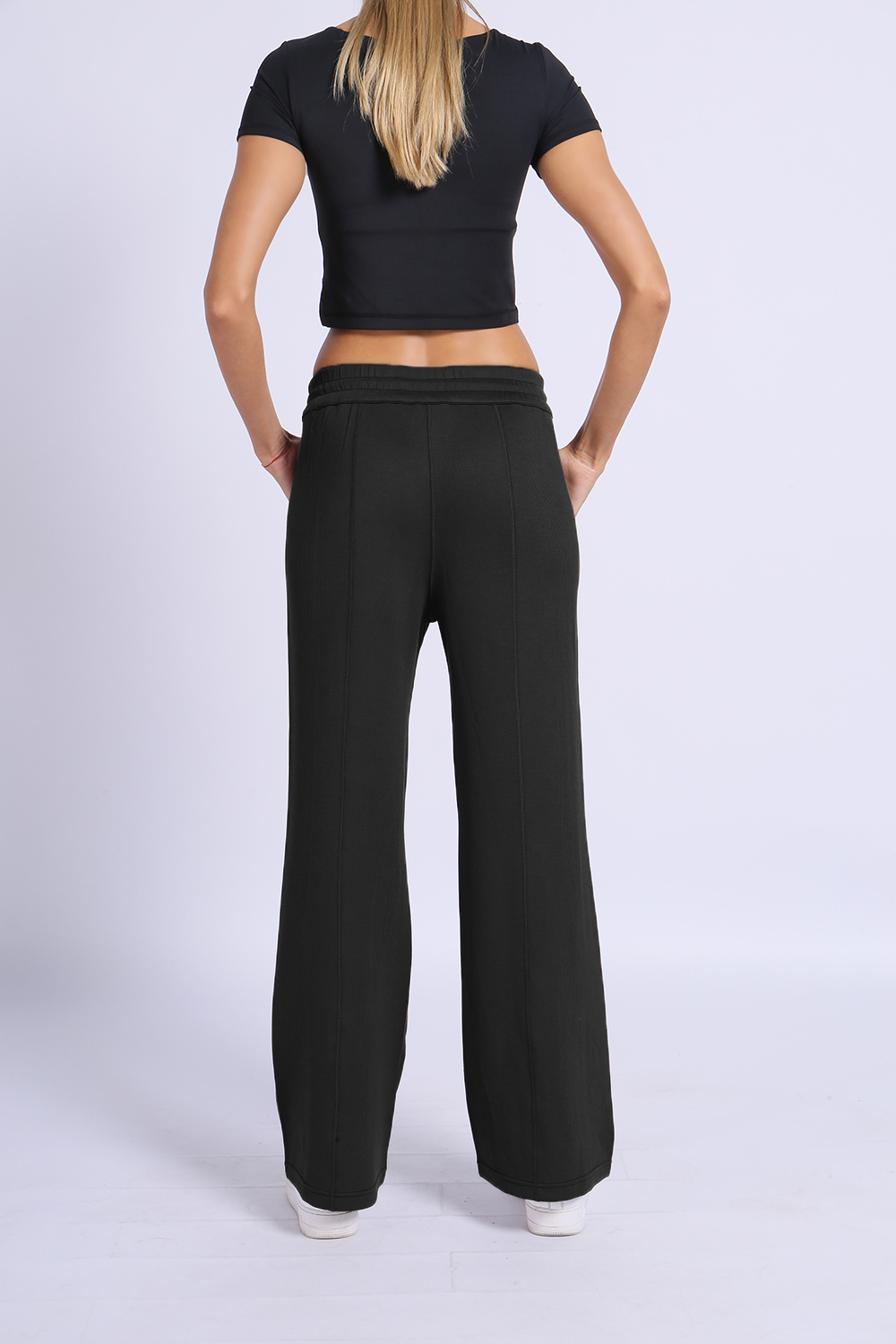 NUCBN® Three-dimensional half-stitched flared pants (ribbed)