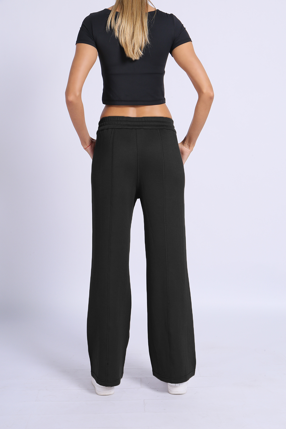 NUCBN® Three-dimensional half-stitched flared pants (ribbed)