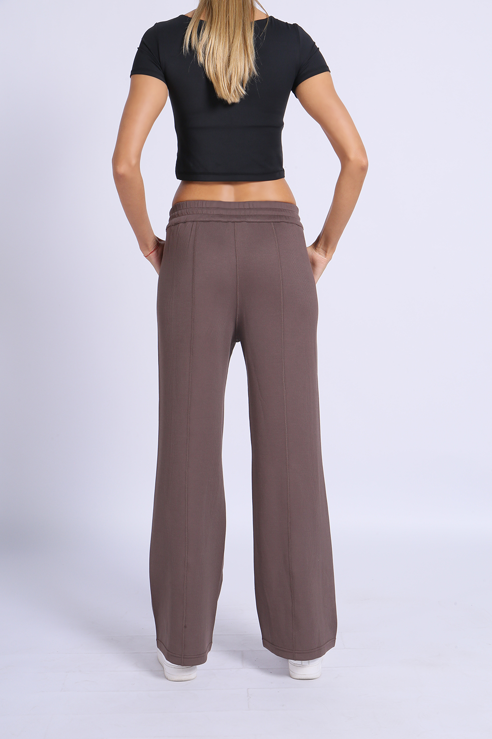 NUCBN® Three-dimensional half-stitched flared pants (ribbed)
