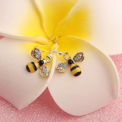 Cute Diamond Inlaid Bee Earrings