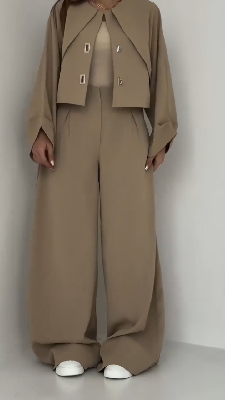 Ladies Round Neck Patchwork Jacket + Pants with A Casual Temperament Suit