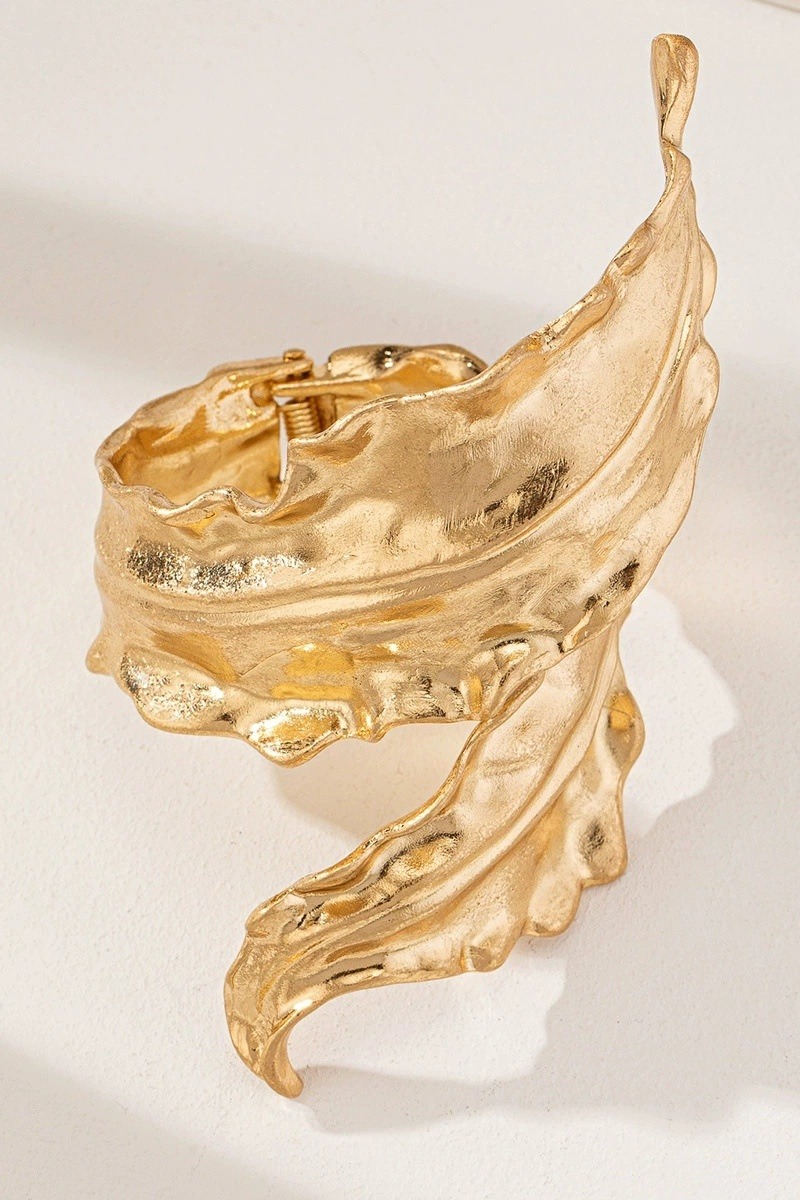 Retro Leaf Alloy Bracelet Bangles