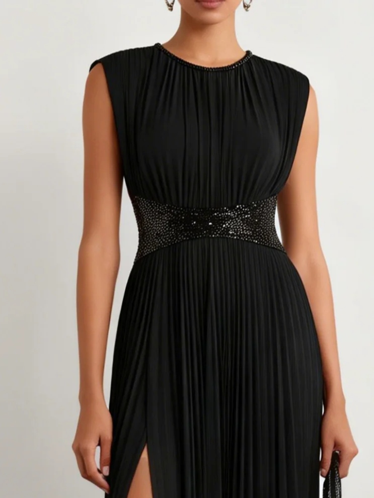 Black Ruched Knit Crew Neck Sleeveless A-Line Maxi Dress