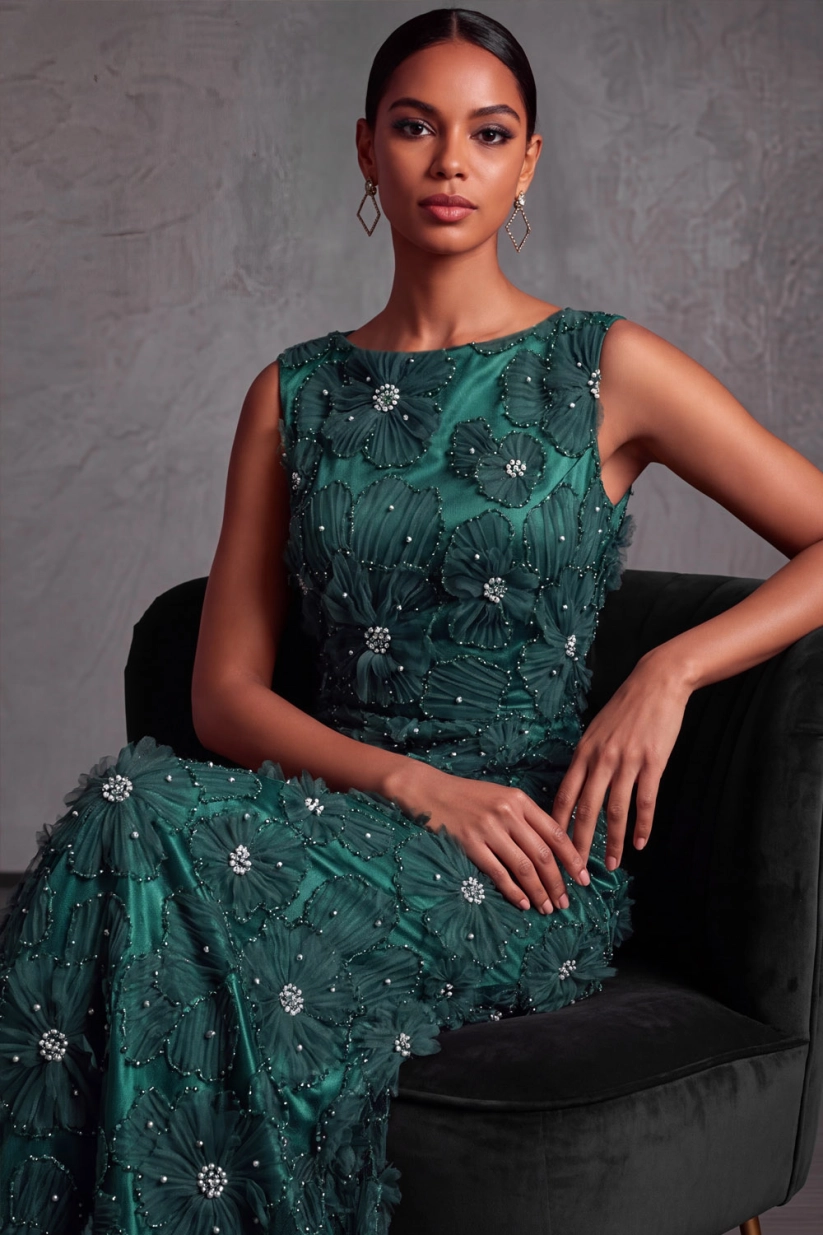 Dark Green Boat Neck A-Line Embroidered Lace Evening Dress