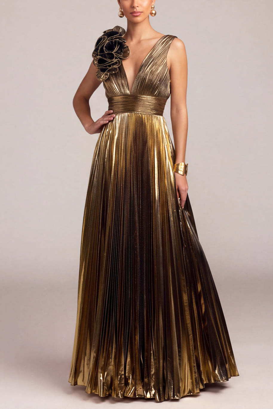 Black Golden A-Line V-Neck Pleated Maxi Formal Dress with Ruffles