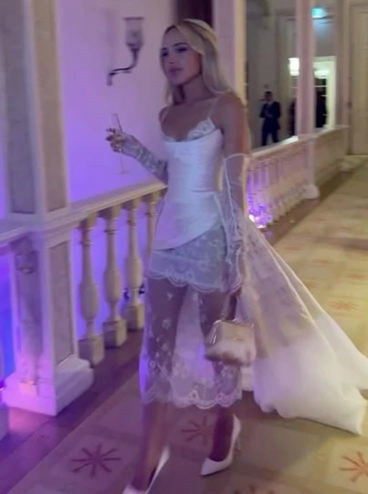 Women White Lace Strapless A-Line Mini Dress with Bow Waist