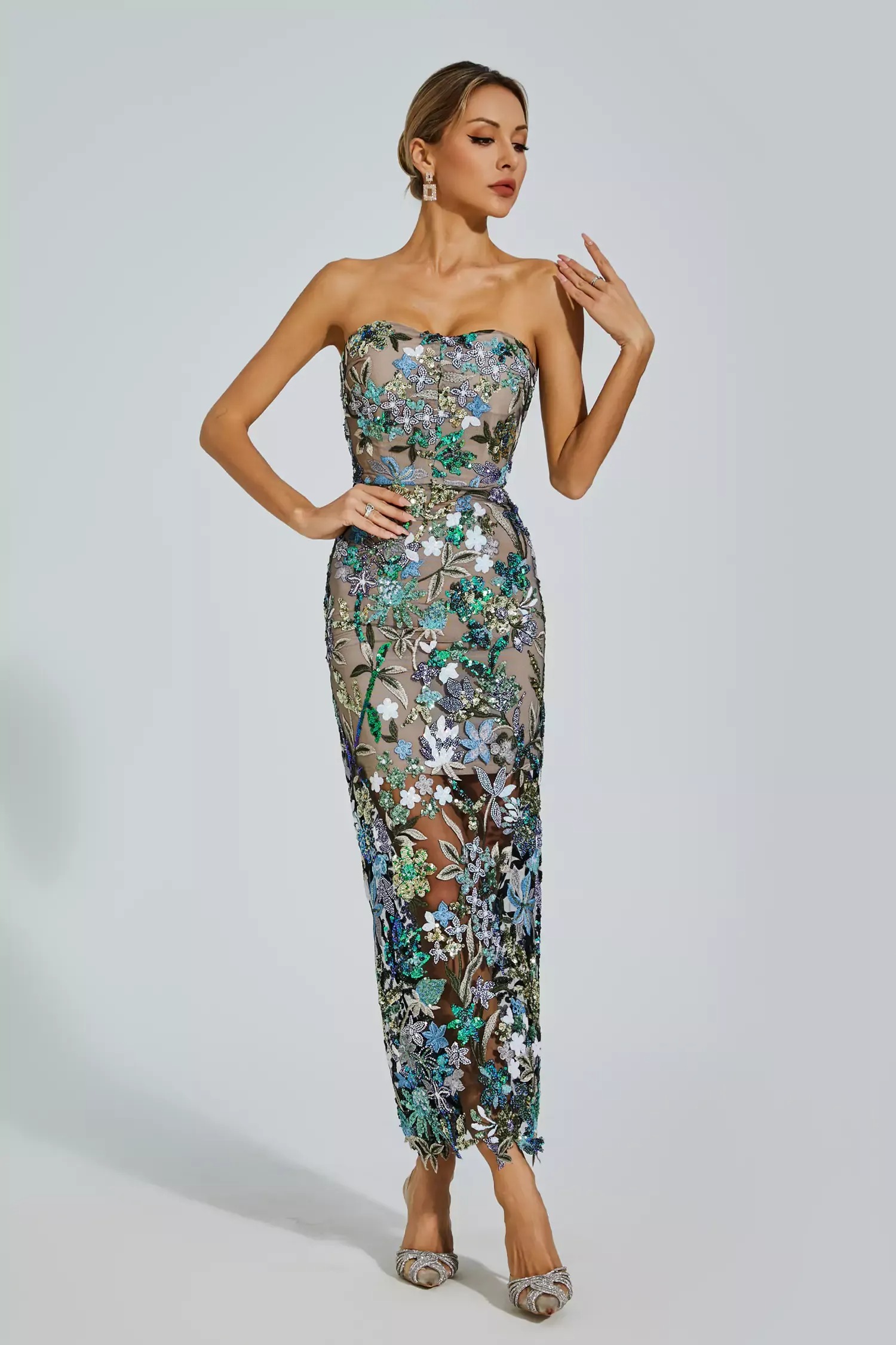 Glamorous Strapless Bodycon Evening Dress with 3D Floral Embroidery