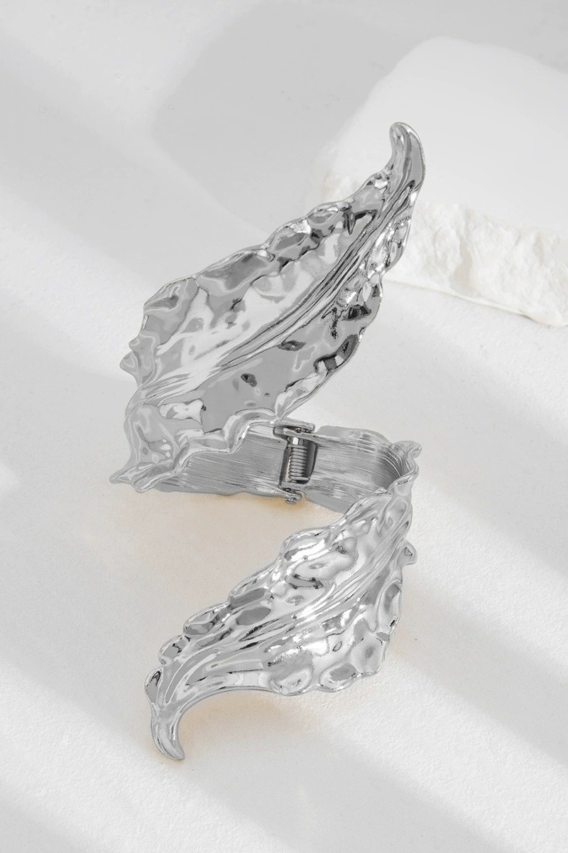 Retro Leaf Alloy Bracelet Bangles