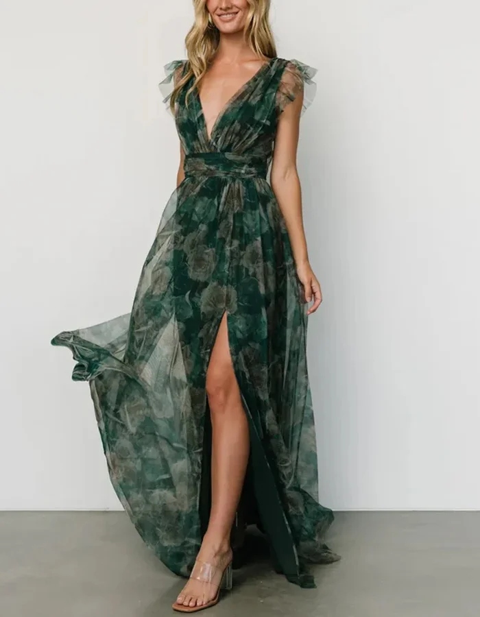 Romantic Green Tulle Gown with Ruffled Sleeves and Plunging Neckline