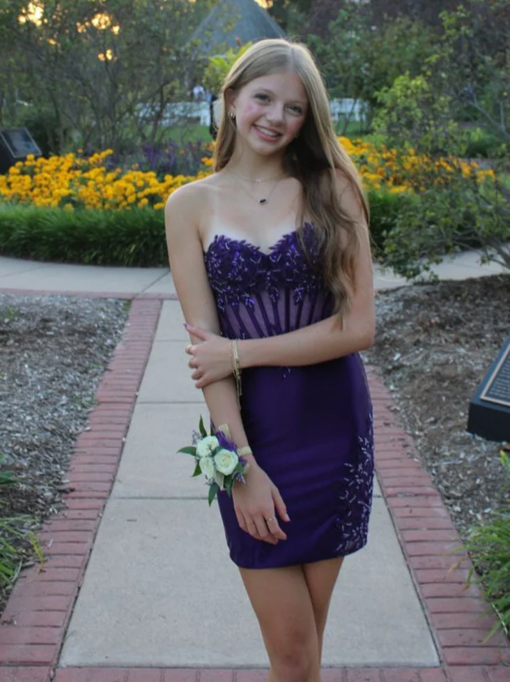 Dark‑Purple Strapless Corset 3D‑Flower Satin Body‑Con Homecoming Mini Dress