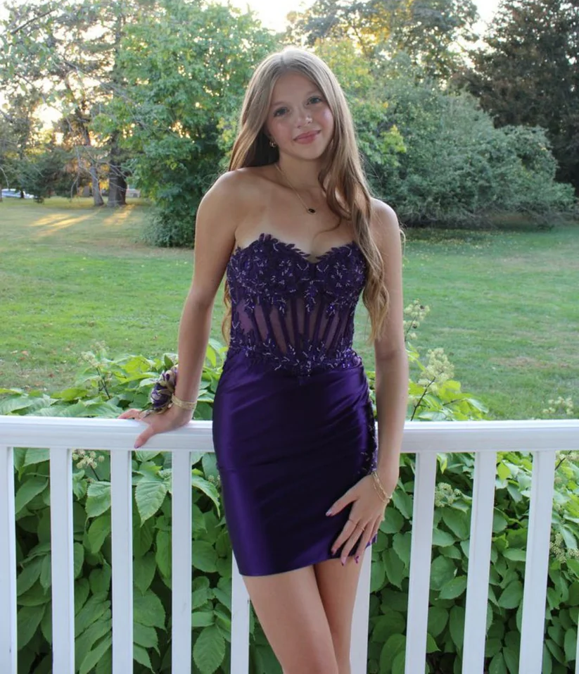 Dark‑Purple Strapless Corset 3D‑Flower Satin Body‑Con Homecoming Mini Dress