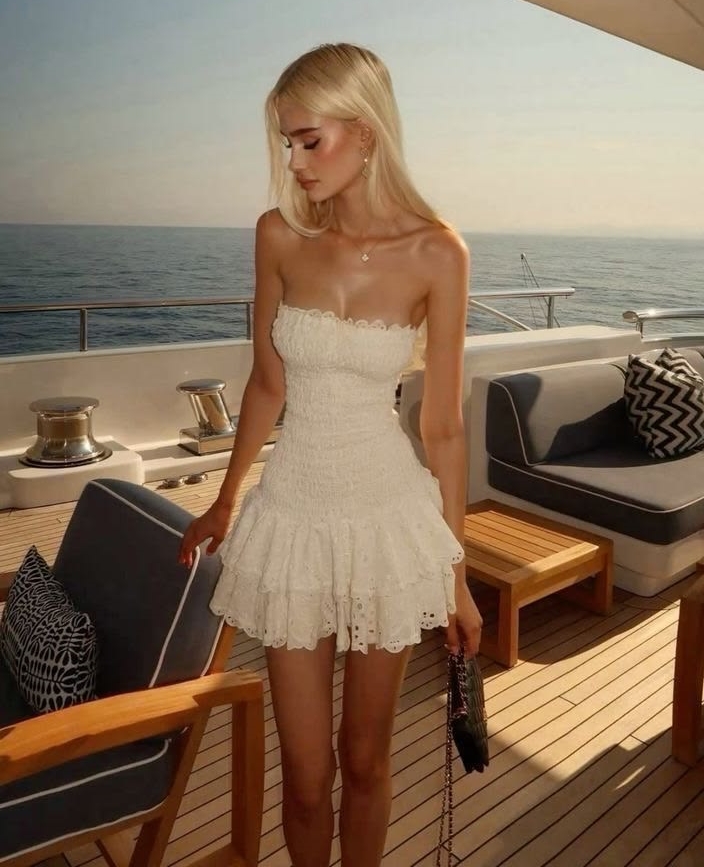 Women White Eyelet Strapless Mini Dress Elastic Smocked Waist Two Layer Ruffle Skirt