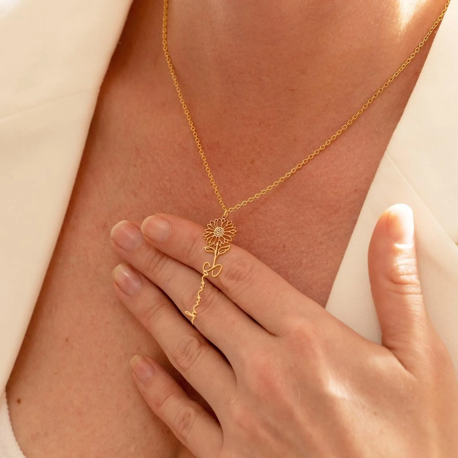 Personalized birthday flower name necklace