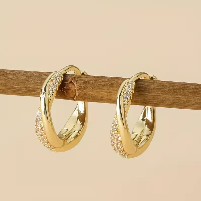 Exclusive Hope Twist Earrings | Breast Cancer Awareness