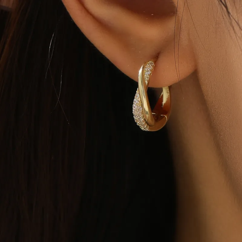 Exclusive Hope Twist Earrings | Breast Cancer Awareness