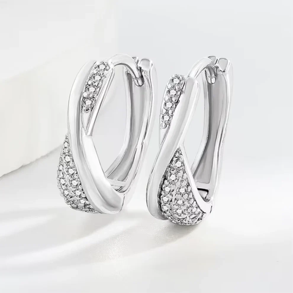 Exclusive Hope Twist Earrings | Breast Cancer Awareness