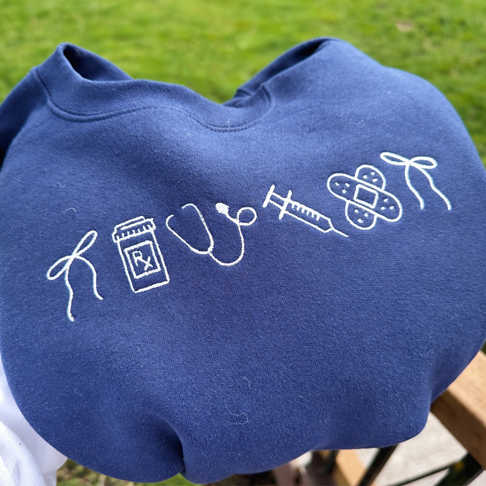 Minimalist Nurse Life icons T-Shirt Embroidered Sweatshirt Hoodie Career Pride Style