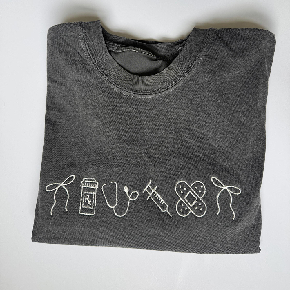 Minimalist Nurse Life icons T-Shirt Embroidered Sweatshirt Hoodie Career Pride Style