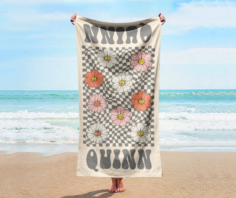 🌞 Personalized Vintage-Inspired Beach Towel With Name🎨