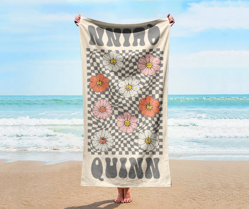 🌞 Personalized Vintage-Inspired Beach Towel With Name🎨