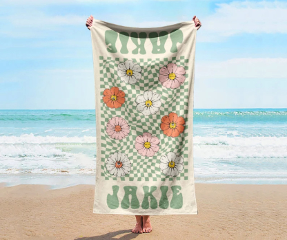 🌞 Personalized Vintage-Inspired Beach Towel With Name🎨