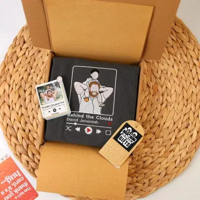 👨‍👧‍👦Custom Full Color Embroidered Sweatshirt Portrait Dad- Perfect Father's Day or Birthday Gift