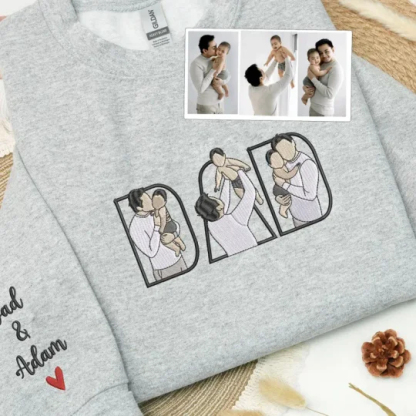 👨‍👩‍👧‍👦✨ Custom Family Embroidered Sweatshirt – A Unique and Heartwarming Gift for Dad or Mom