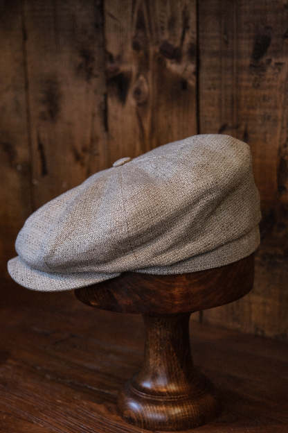 Regent Baker Boy - (Narrow Width) Summer Silk - Sand