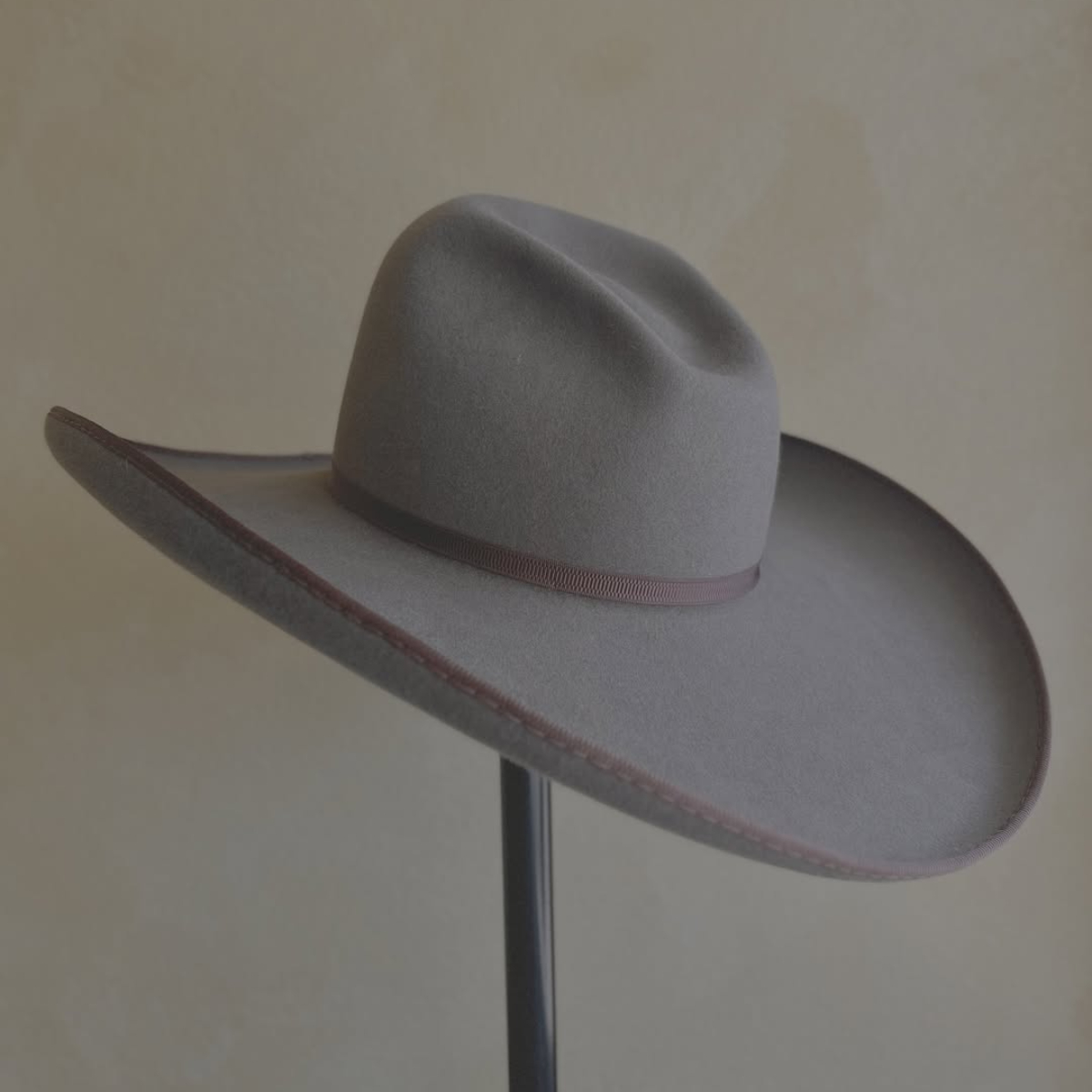Gentleman of Dusk Shadow