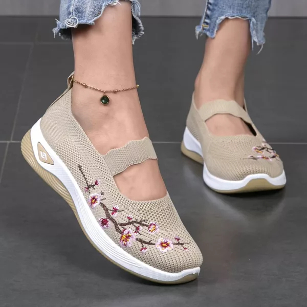 🔥Last Day Promotion 70% OFF🔥- Women's comfortable breathable floral knitted sneakers