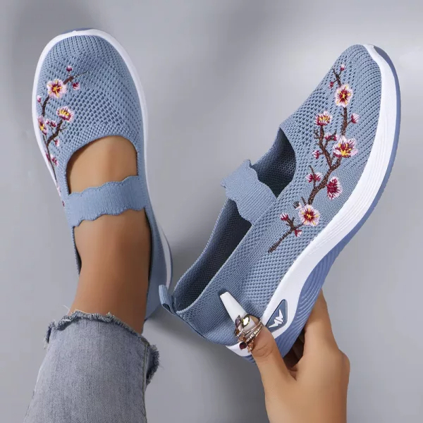 🔥Last Day Promotion 70% OFF🔥- Women's comfortable breathable floral knitted sneakers