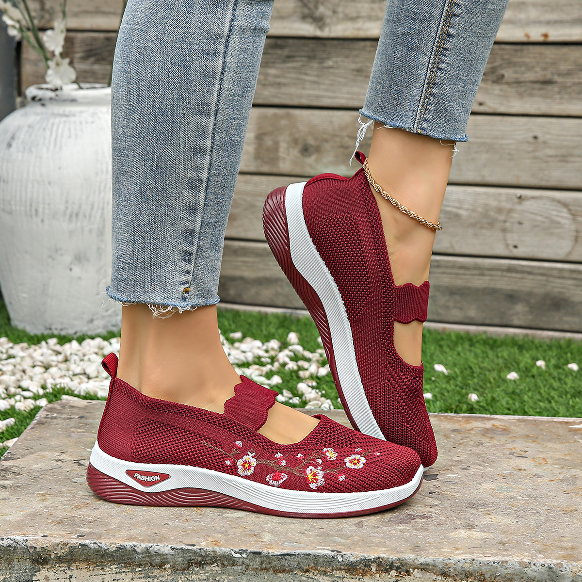 🔥Last Day Promotion 70% OFF🔥- Women's comfortable breathable floral knitted sneakers