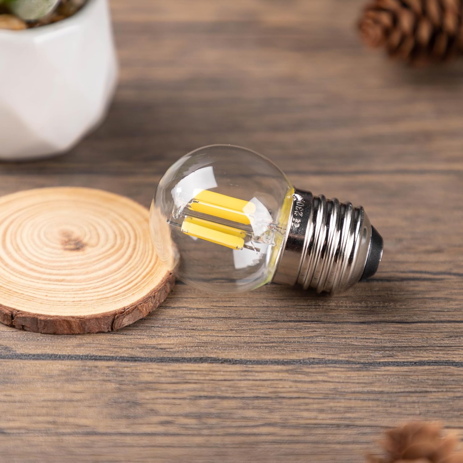 CLICKFUSION G40 E27 LED Edison Vintage Glühlampe Warmweiss 6.5w Ersetzt 60W Mini Globe LED Filament Glühlampen，2700K Warmweiß Retro Kleine Birne für Haus Café Bar