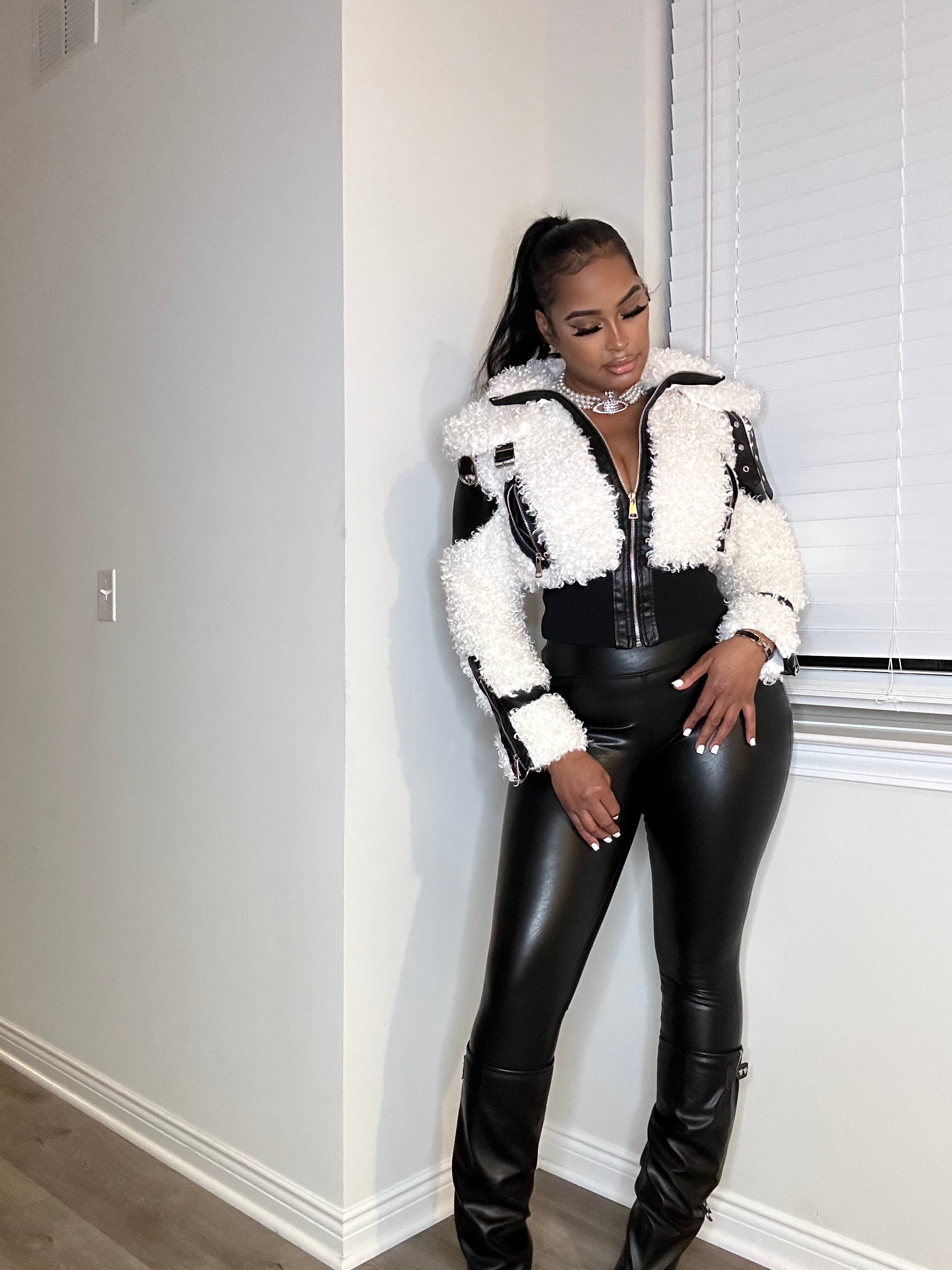 Sheep Crop  zipper pockets  elastic waist  band  Leather  Jacket