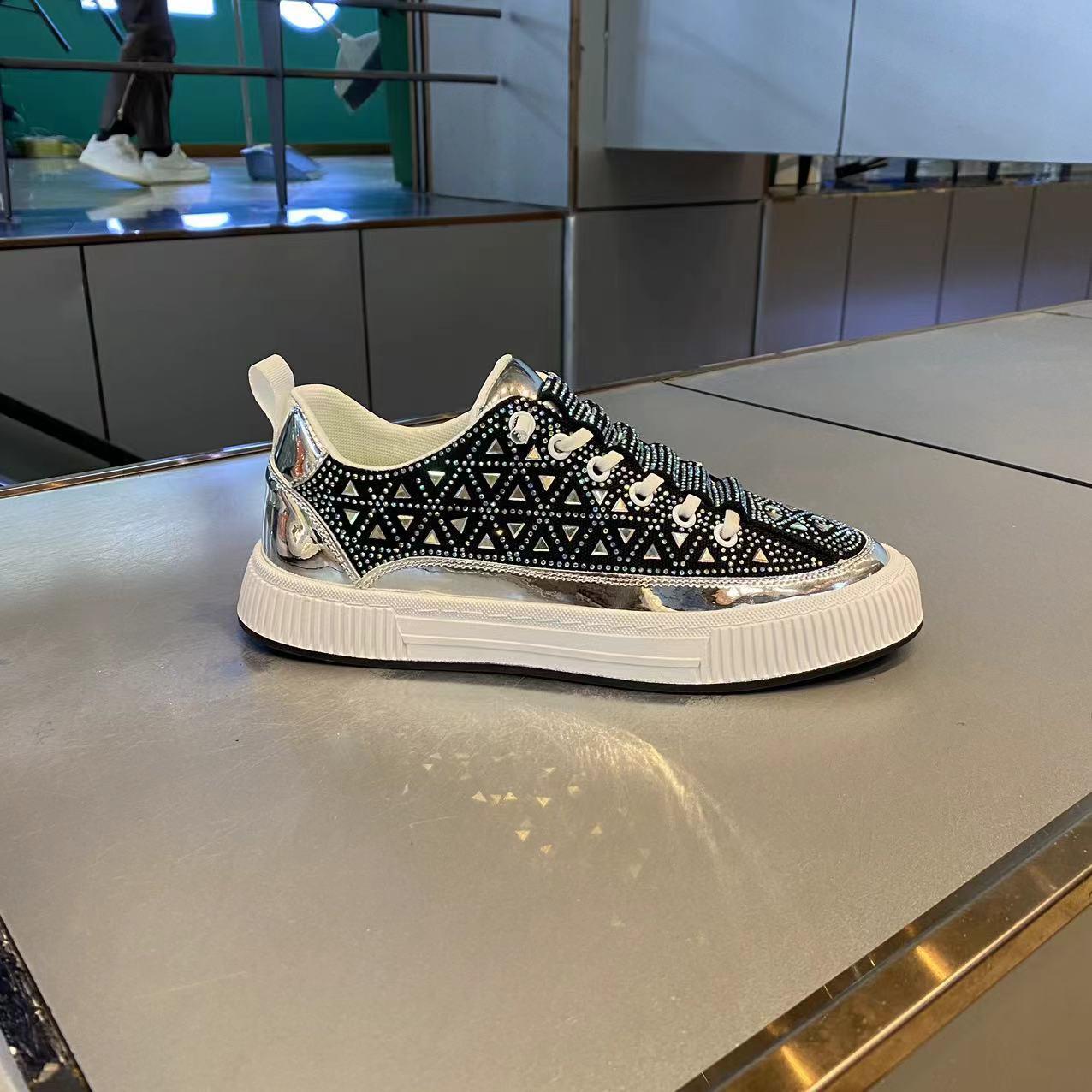 Italian light luxury handmade hot diamond versatile casual shoes