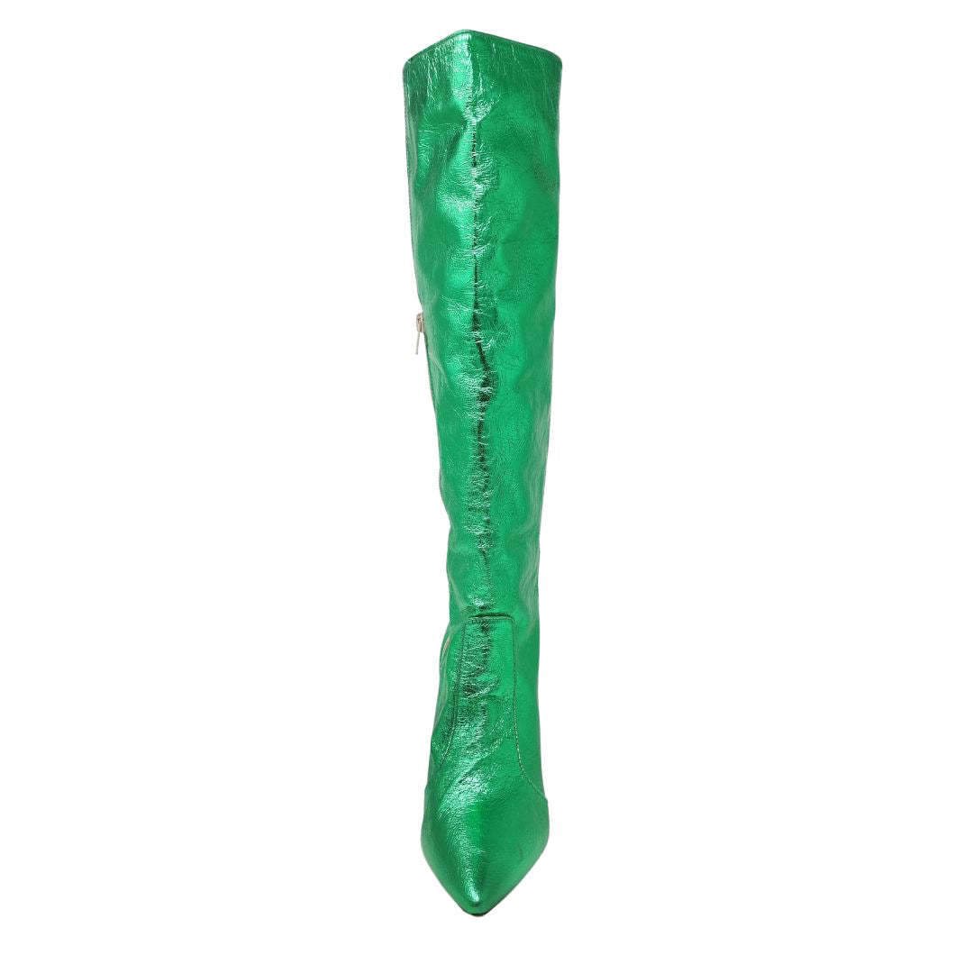 Below-the-knee boots with 9 cm stiletto heel