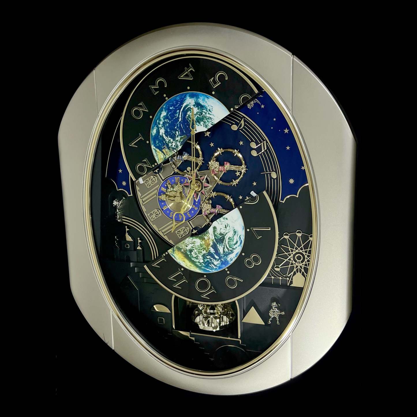 Moving Earth Dial Magic Motion Musical Wall Clock with Popular Melodies
