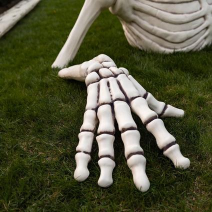 The Groundbreaking Skeleton Plastic Yard Decorating Kit, 5.3ft
