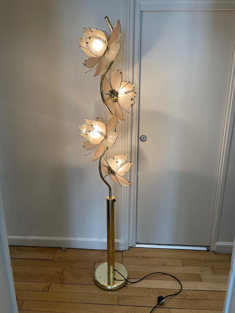 Vintage Floral Lotus Flower Lamp