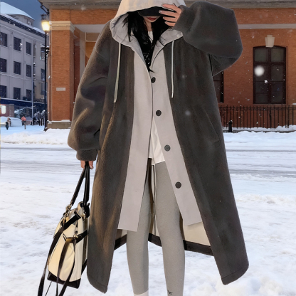 Kapuzenjacke aus Lammfellimitat - FBA