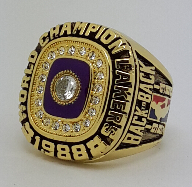 1988 Los Angeles Lakers NBA Basketball Championship Ring