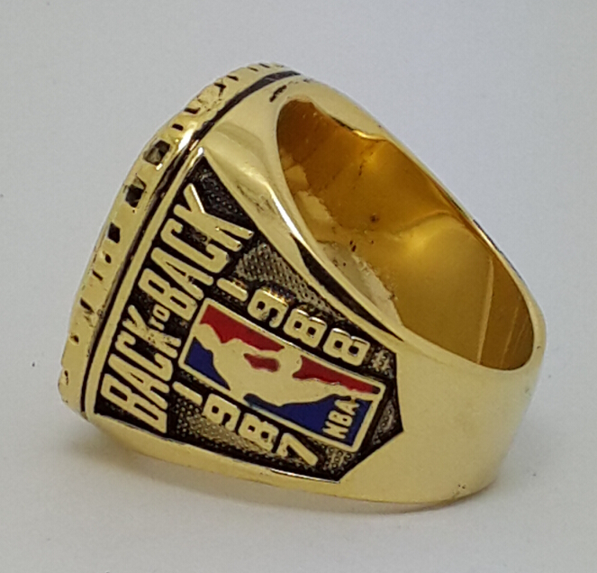 1988 Los Angeles Lakers NBA Basketball Championship Ring